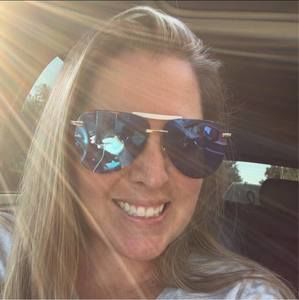 Meet your Posher, Tiffany